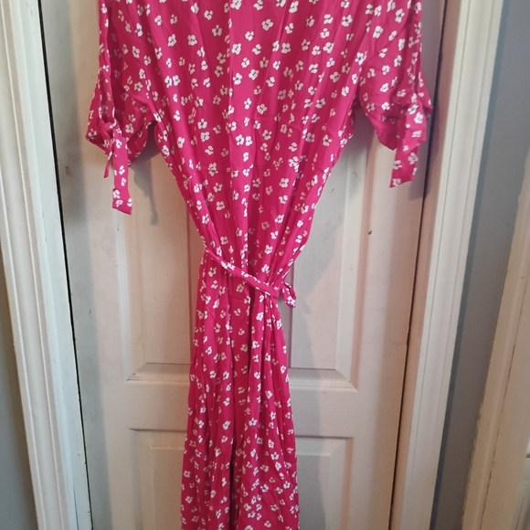 Seraphine Pink Floral Maternity Wrap Dress Short Sleeve Nursing Friendly - Picture 12 of 13